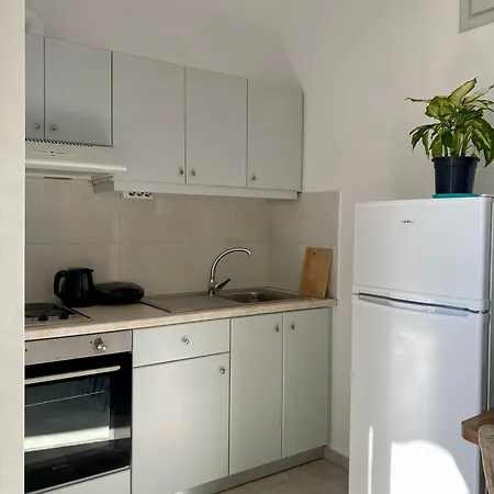 Nearby Sea העיירה רתימנו